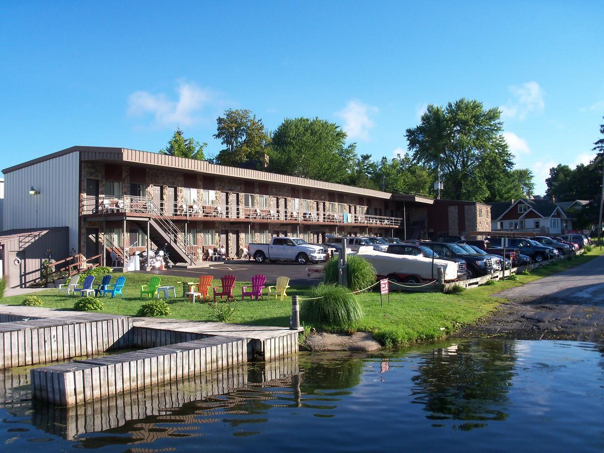 Otter Creek Inn Alexandria Bay Exteriör bild