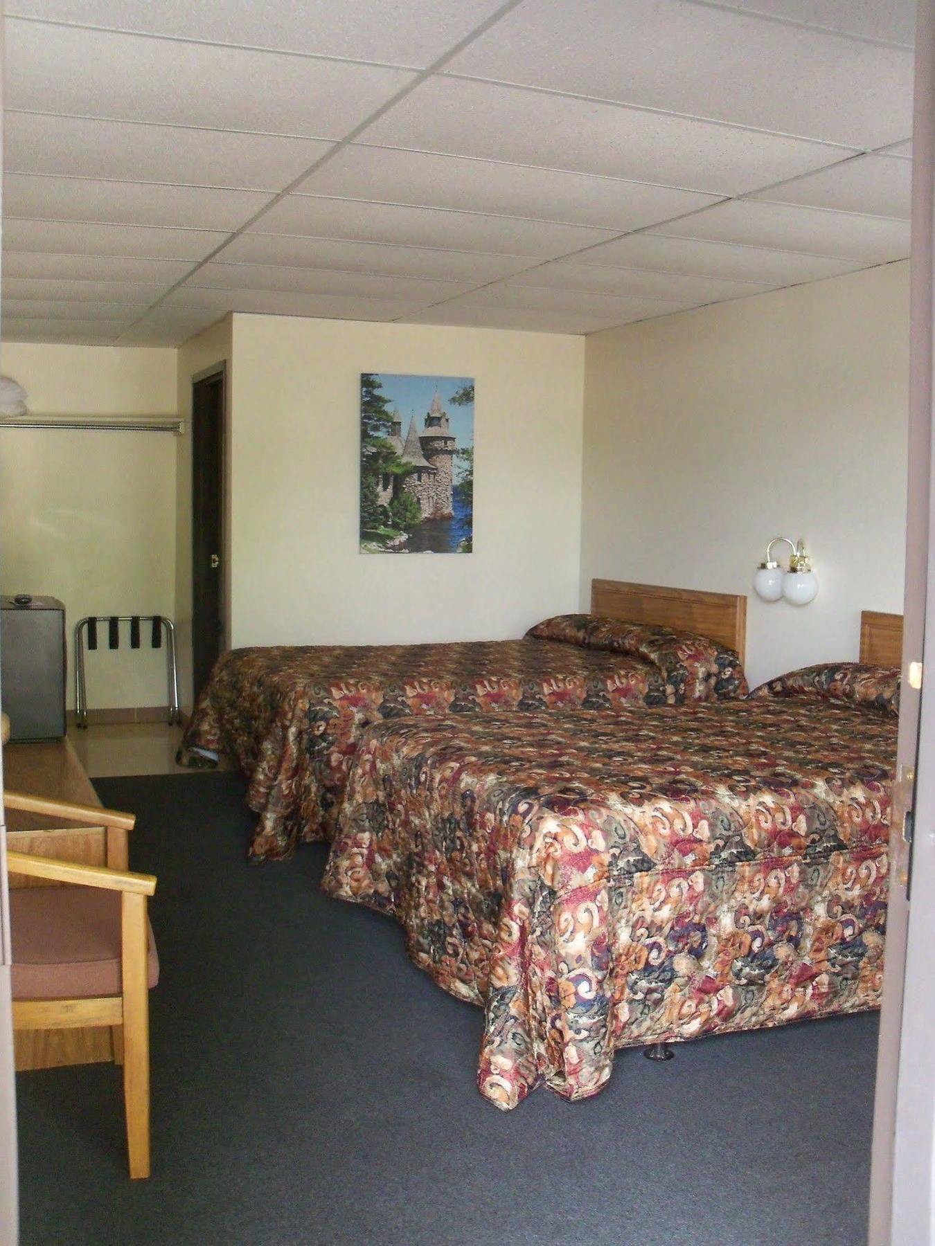 Otter Creek Inn Alexandria Bay Exteriör bild